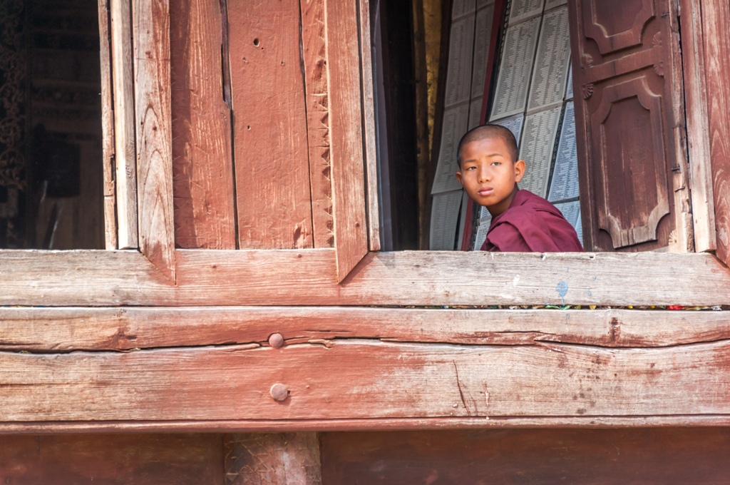 Myanmar, tanar calugar budhist in Shan State, Shwe Yan Pyay