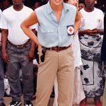 Ianuarie 1997 – Angolo, împreună cu organizația Crucea Roșie